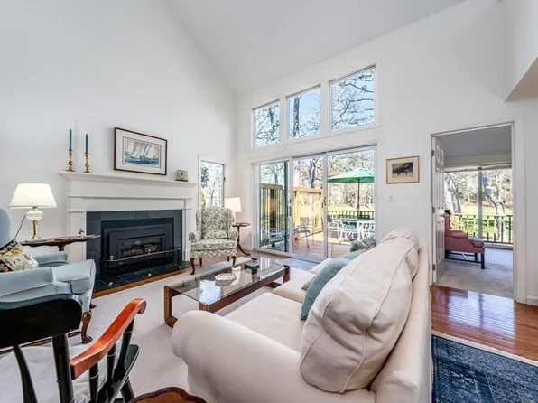 40 Forest Gate Vlg #40, Yarmouth Pt, MA 02675