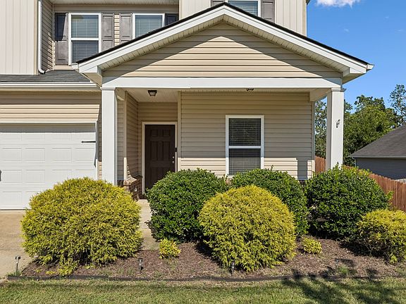 4th image of 2247 Bee Hive Dr