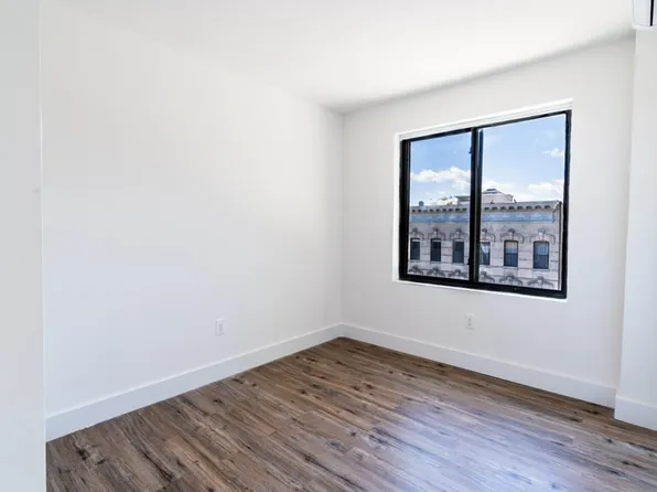 101 Patchen Avenue image 3 of 6