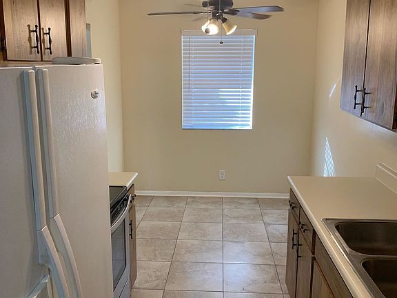4th image of 1329 Cheney Hwy Unit B