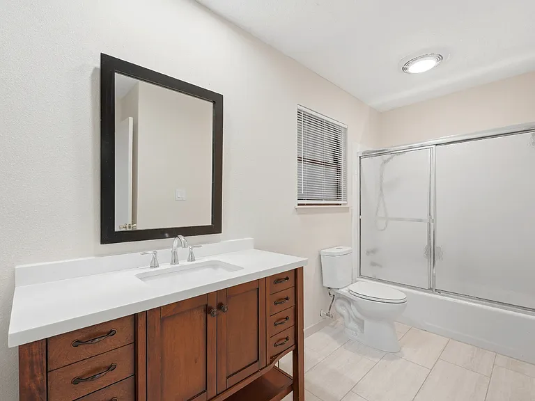 8607 Norwich Dr — Photo 28