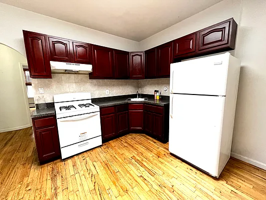 Rented by Leviathan Leasing LLC | media 3