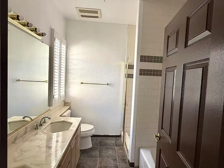 3100 W Riverside Dr #102 — Photo 9
