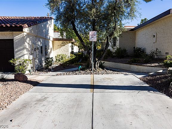 2nd image of 3065 Conquista Ct
