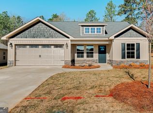 149 Red Tail Cir, Byron, GA 31008
