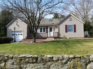 53 Lakeview Rd, Foxboro, MA 02035