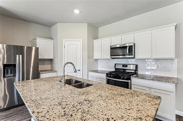3635 Trestle Crossing Ave — Photo 8