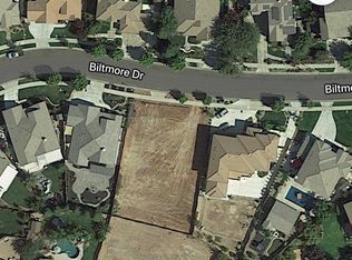 3960 Biltmore Dr, Turlock, CA 95382