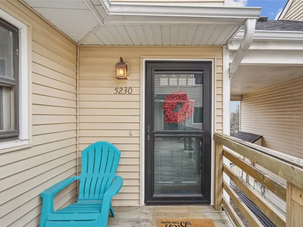 5230 Dakota Dr, West Des Moines, IA 50265