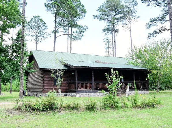 1016 Richter Rd, Cairo, GA 39827