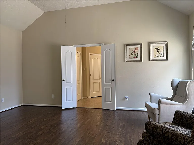 6106 Brookmall Dr — Photo 10