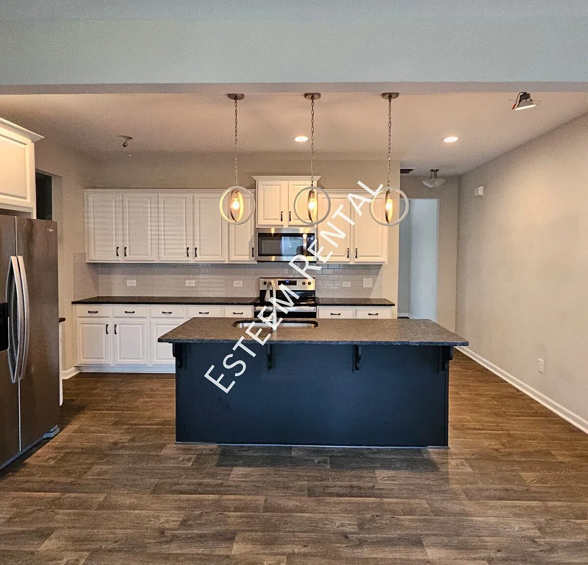 3 bed, 2.5 bath, 2262 sqft, $1,950 — Photo 4