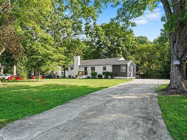 213 Styers Rd, Winston Salem, NC 27105