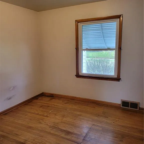 4127 Lowden Rd — Photo 9