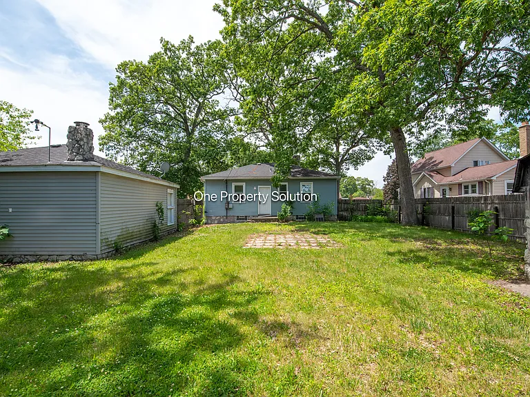329 N Jay St — Photo 19