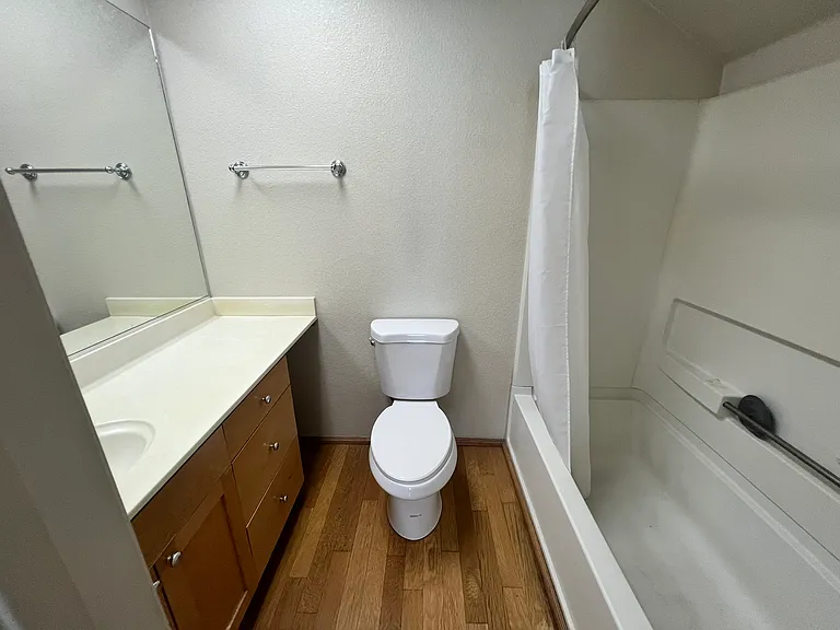 339 Torrington Dr #1 — Photo 7
