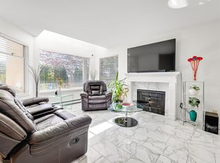 1225 Merklin St #101, White Rock, BC V4B 4B8
