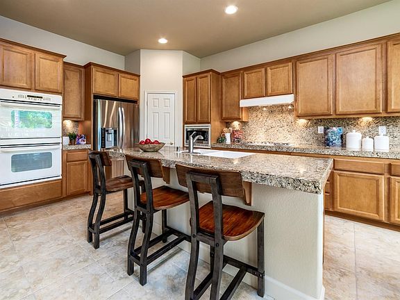 5th image of 3231 Rapallo Pl