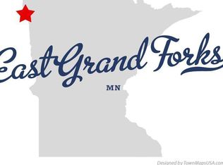 1708 River Rd NW, East Grand Forks, MN 56721