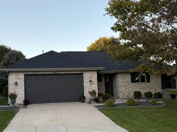 2938 Yale Dr, Janesville, WI 53548