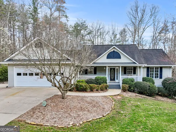 71 Parks Pl, Dahlonega, GA 30533