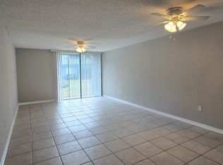 705 SW 75th St APT 101, Gainesville, FL 32607