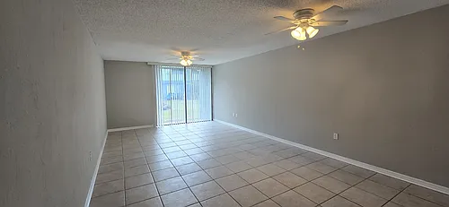 705 SW 75th St #101 Photo 1