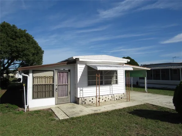 37145 Lois Ave, Zephyrhills, FL 33542