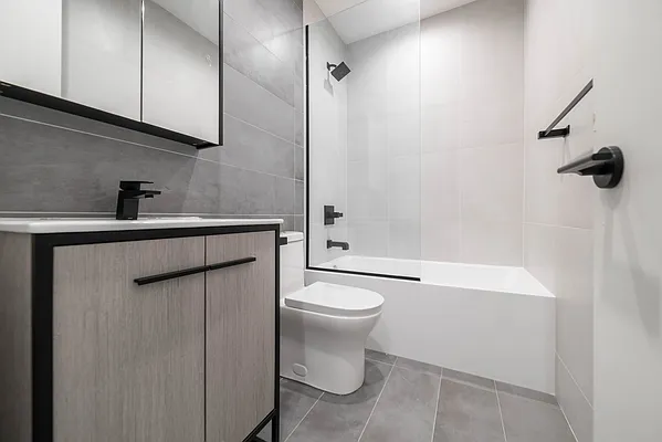 Rented by YHT Management Inc. | media 21