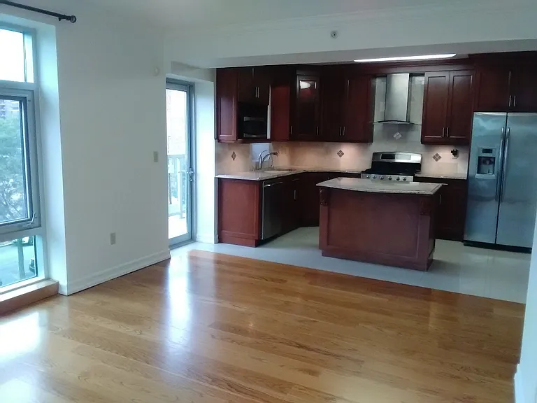 531 W 235th St #4A — Photo 3