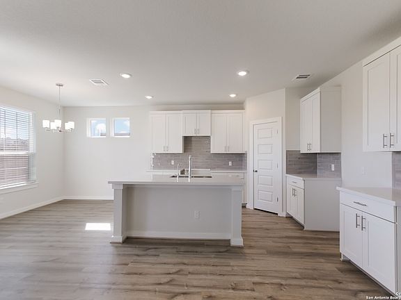 5th image of 15062 Palm Desert Ct