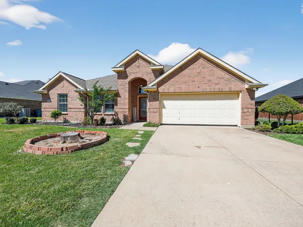 1006 Diane St, Aubrey, TX 76227
