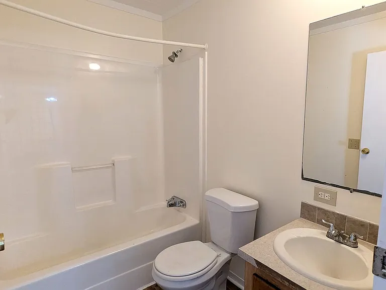 182 N Walker Rd — Photo 11