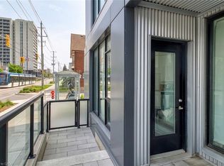 690 King St W #101, Kitchener, ON