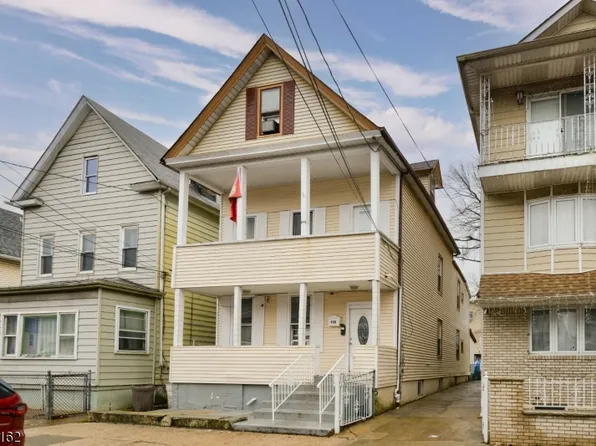 150 Court St, Elizabeth City, NJ 07206
