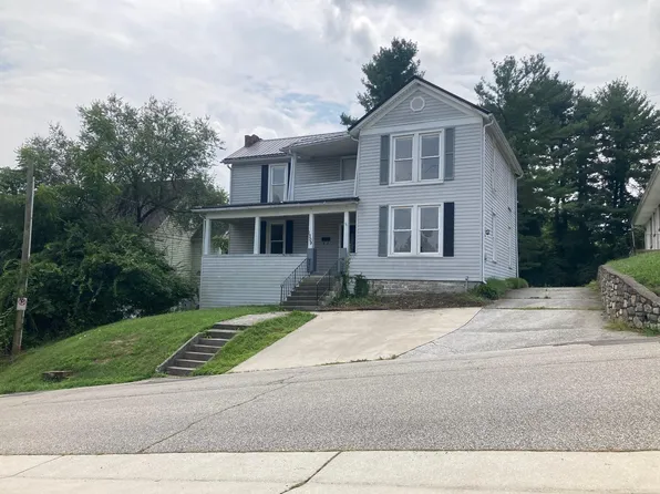 1309 Lawrence St, Radford, VA 24141