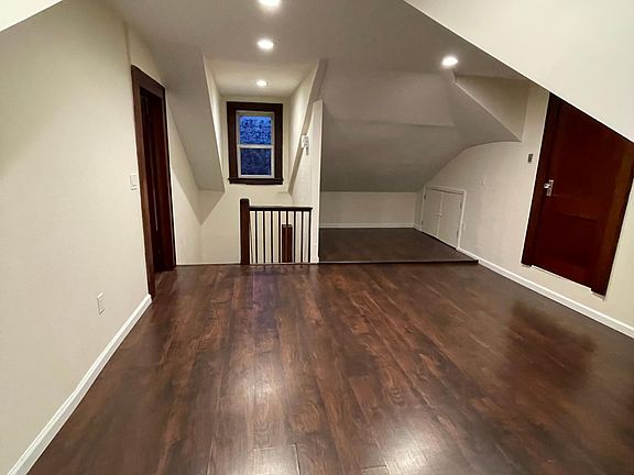 2nd image of 10 Florida Ave Floor 1