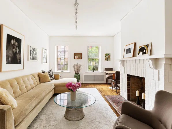 22 Grove Street image 1 of 10