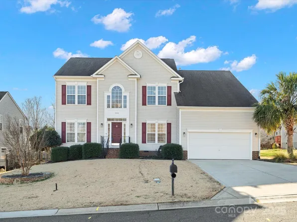 1030 Pepperwood Pl, Clover, SC 29710
