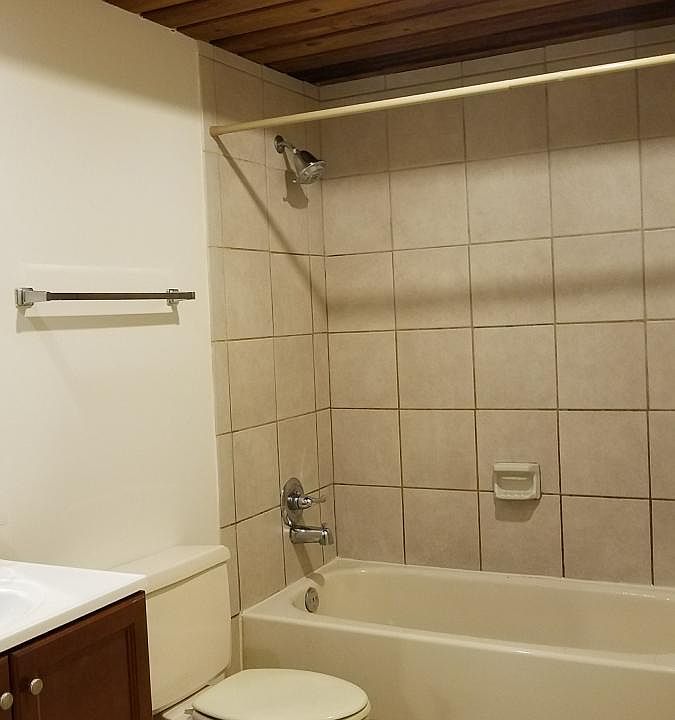 Bathtub, shower.