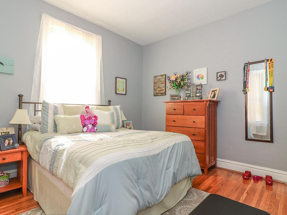 1st image of 5210 Bancroft Ave #1E