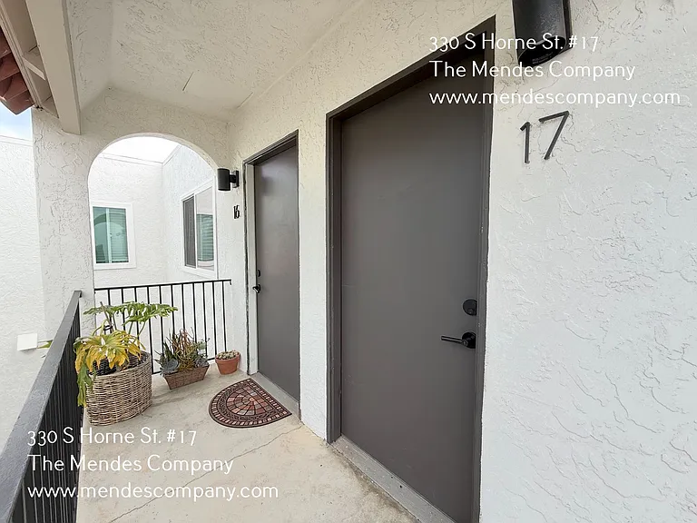 330 S Horne St — Photo 2