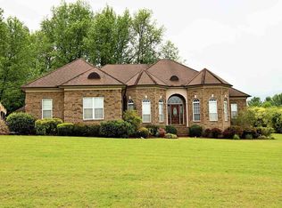 72 Gunther Stevens Cv, Byhalia, MS 38611