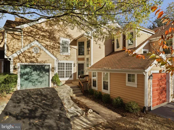 1554 Deer Point Way, Reston, VA 20194