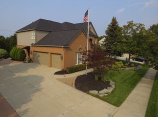 804 Loggers Cir, Rochester, MI 48307