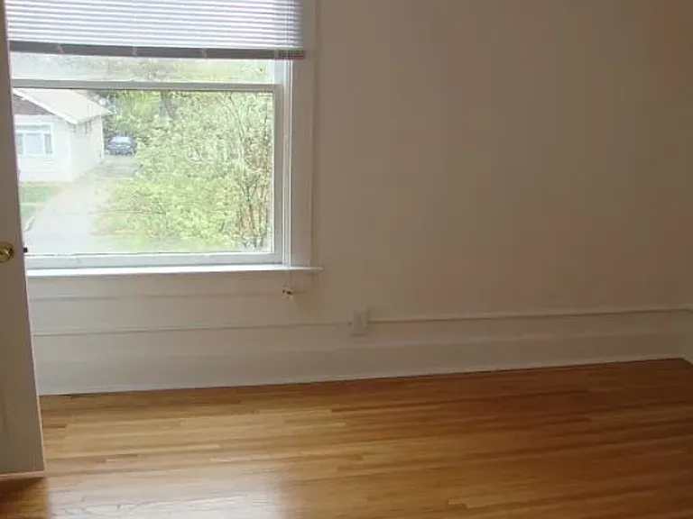 1022 Cranford Pl — Photo 9
