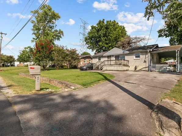 478 Sunliner Dr, Nashville, TN 37209