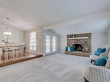 4th image of 1343 Cherry Hill Ln