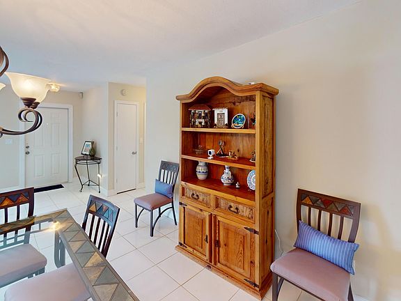 4th image of 2217 NW 65th Avenue