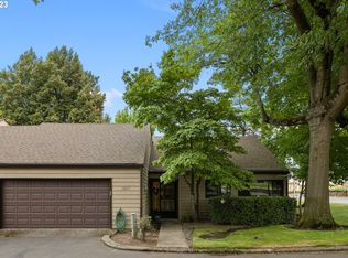 12615 NE Shaver St, Portland, OR 97230